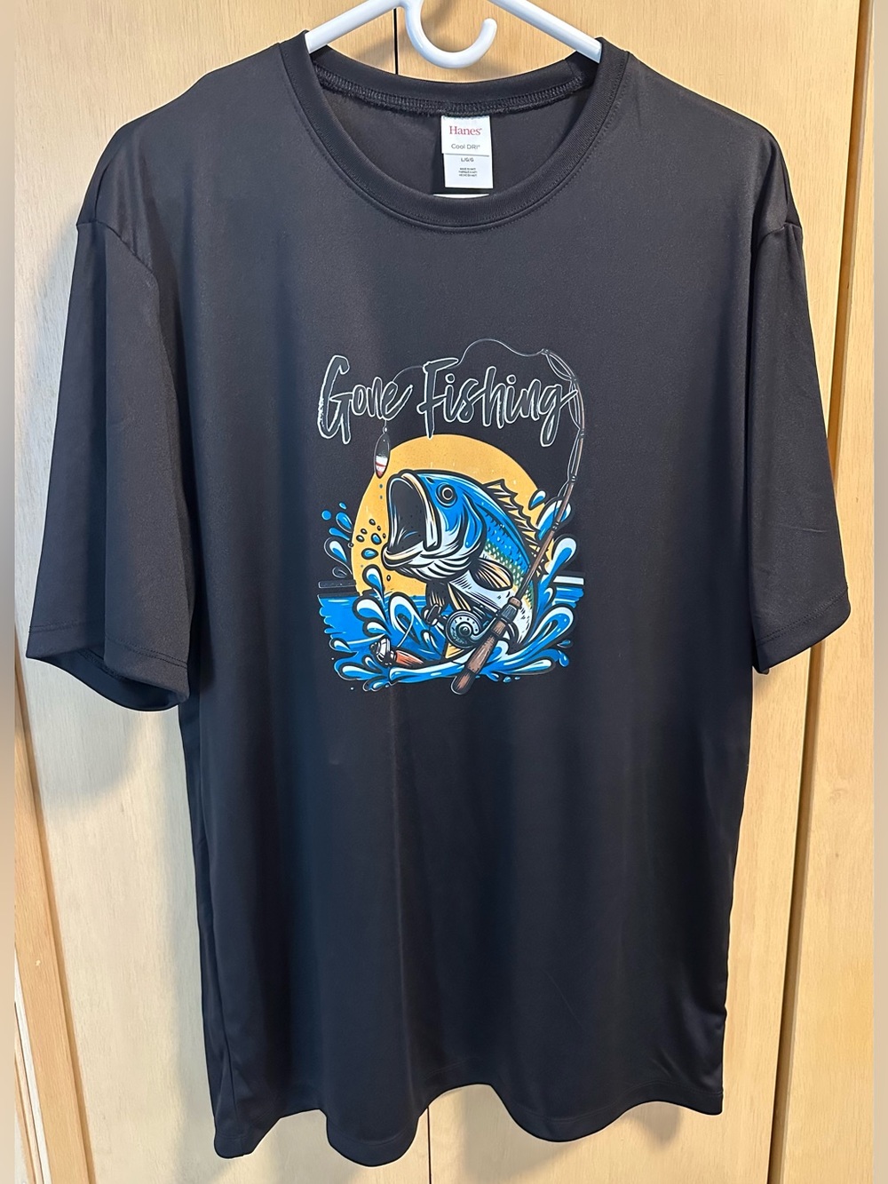 Fishing Graphic Cool-Dri T-Shirt - NIP